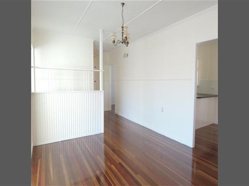 19 School Road, Stafford QLD 4053