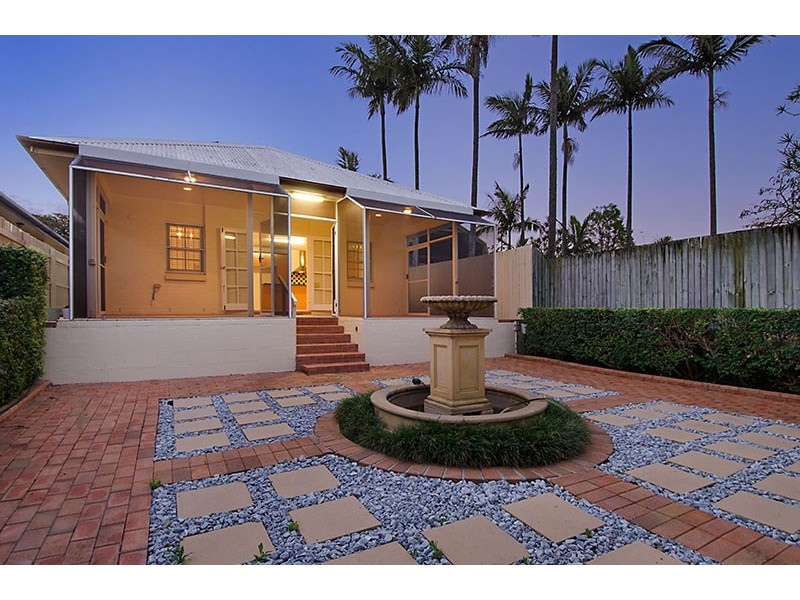 31 Goodwood Street, Hendra QLD 4011