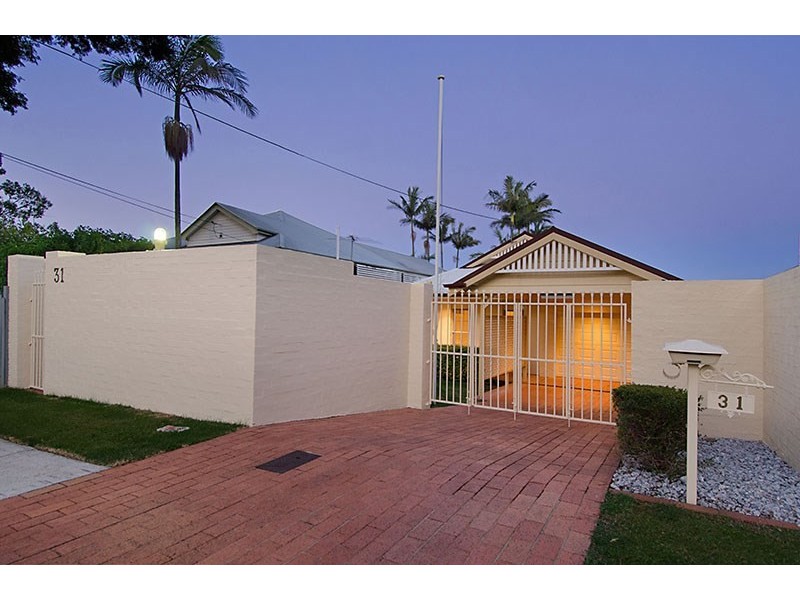 31 Goodwood Street, Hendra QLD 4011