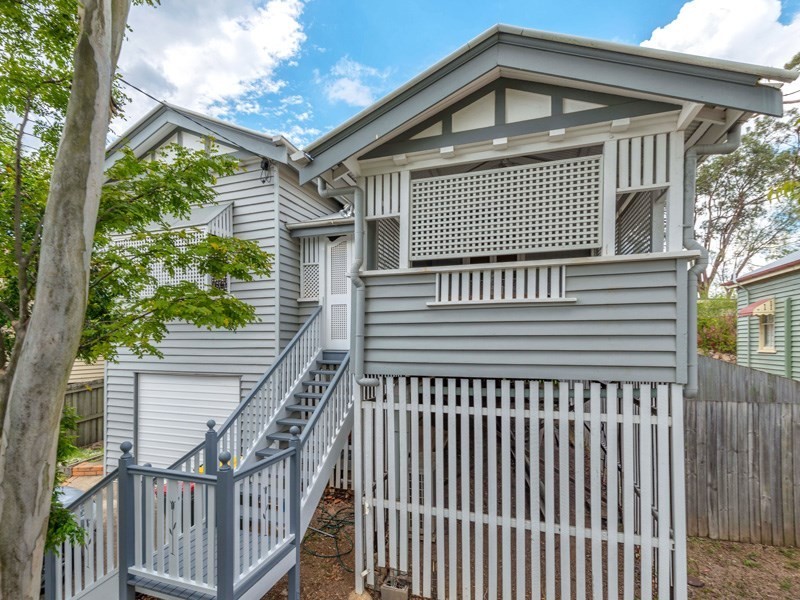 12 Grays Road, Gaythorne QLD 4051