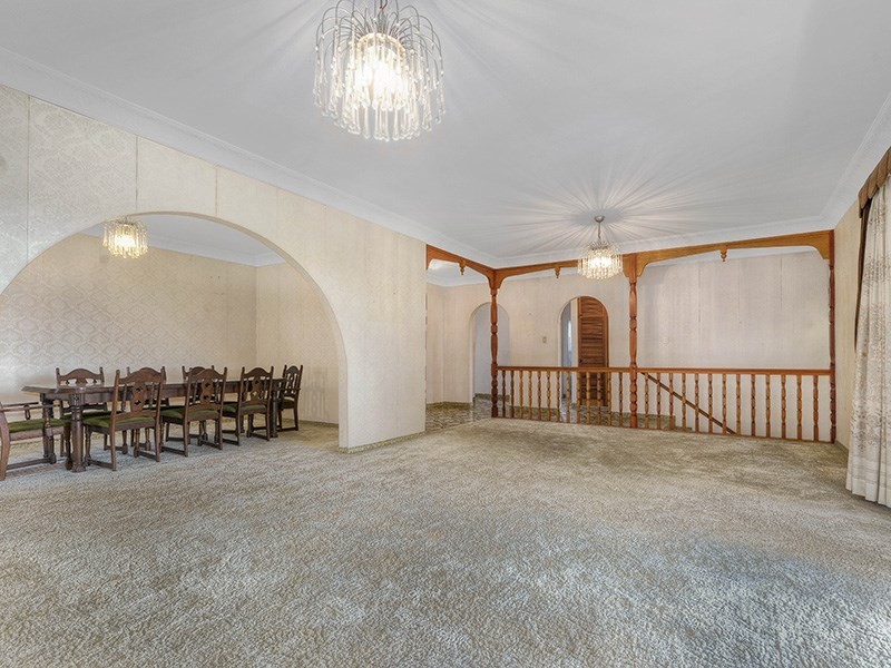 4 Travolta Street, Stafford Heights QLD 4053