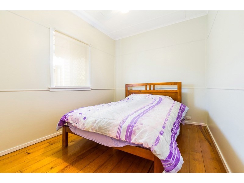 23 Ninth Avenue, Kedron QLD 4031