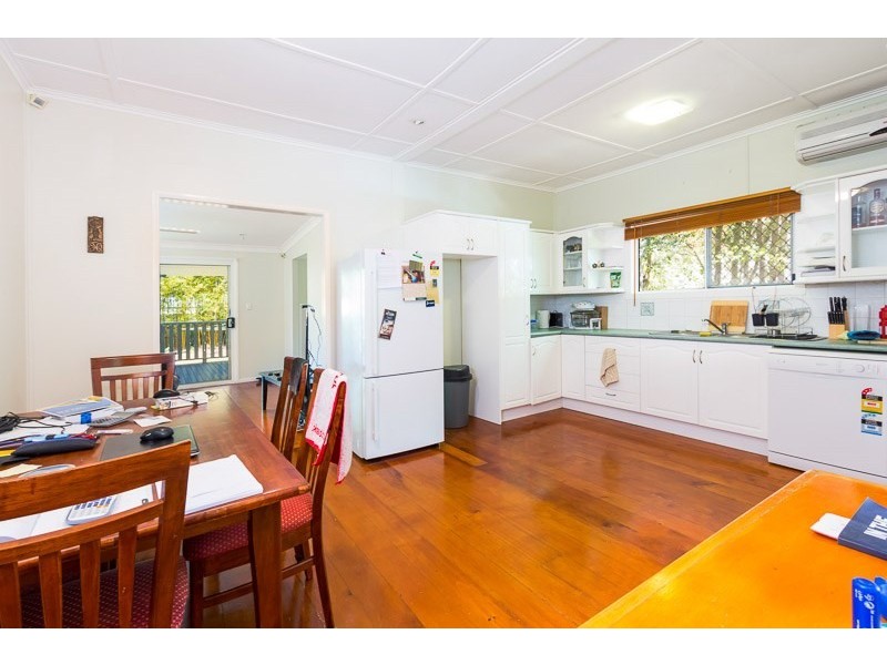 23 Ninth Avenue, Kedron QLD 4031