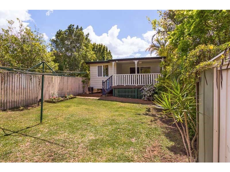 23 Ninth Avenue, Kedron QLD 4031