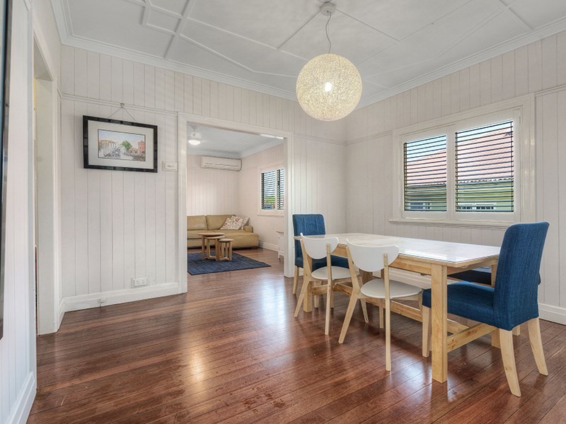 19 Stirling Street, Gordon Park QLD 4031