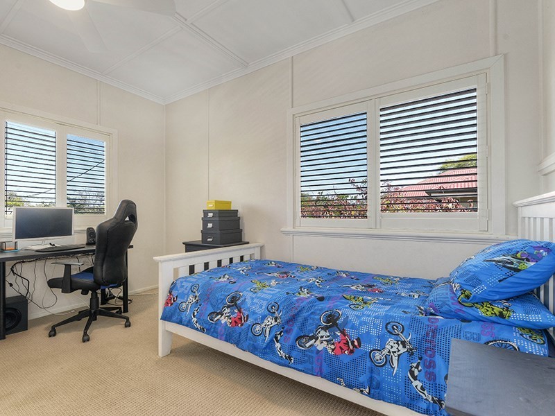 19 Stirling Street, Gordon Park QLD 4031