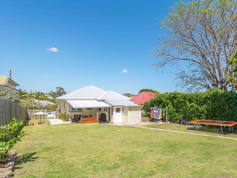 19 Stirling Street, Gordon Park QLD 4031