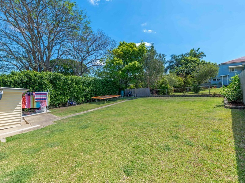 19 Stirling Street, Gordon Park QLD 4031