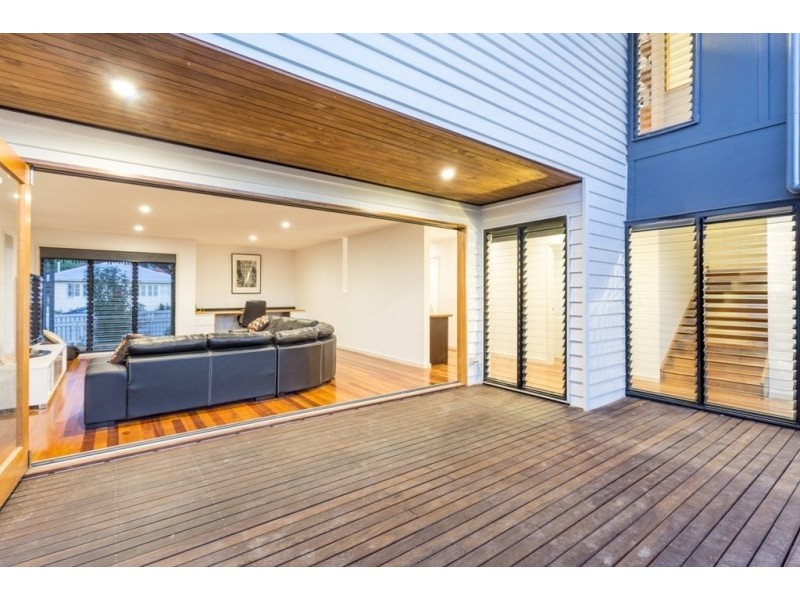 16 Willowie Street, Stafford QLD 4053