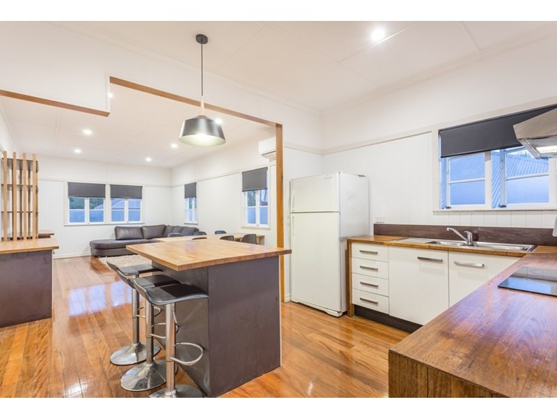 16 Willowie Street, Stafford QLD 4053