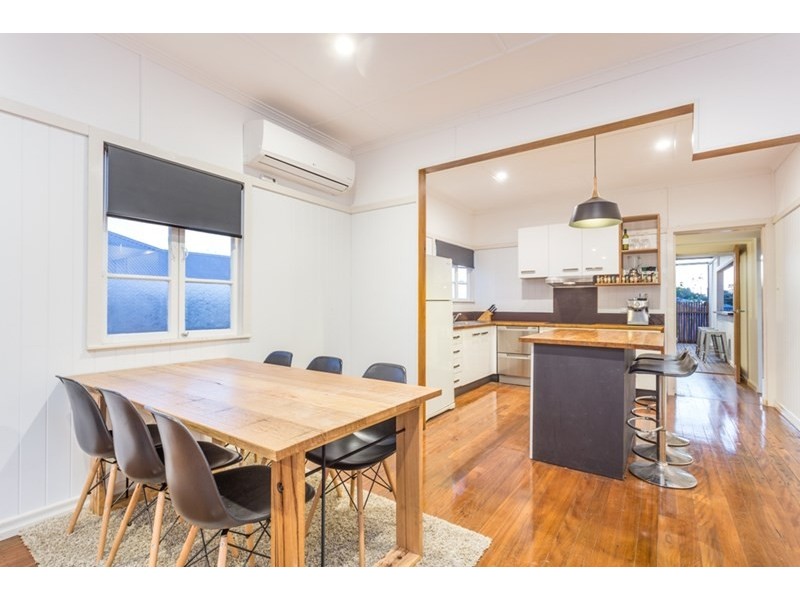 16 Willowie Street, Stafford QLD 4053