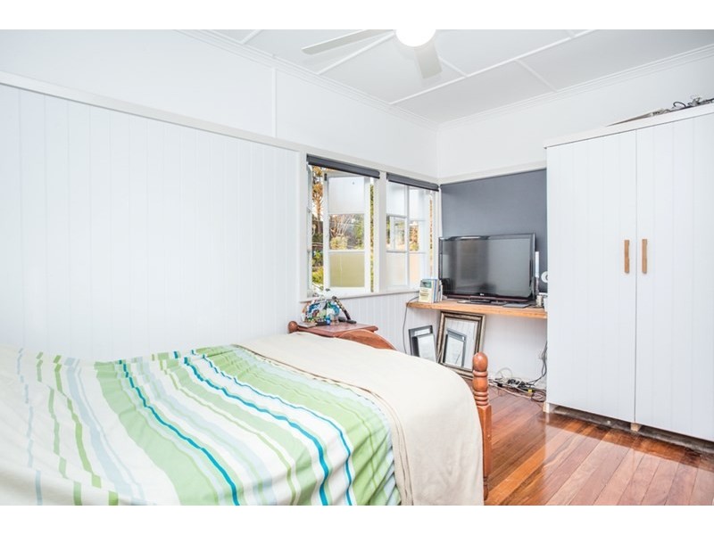 16 Willowie Street, Stafford QLD 4053