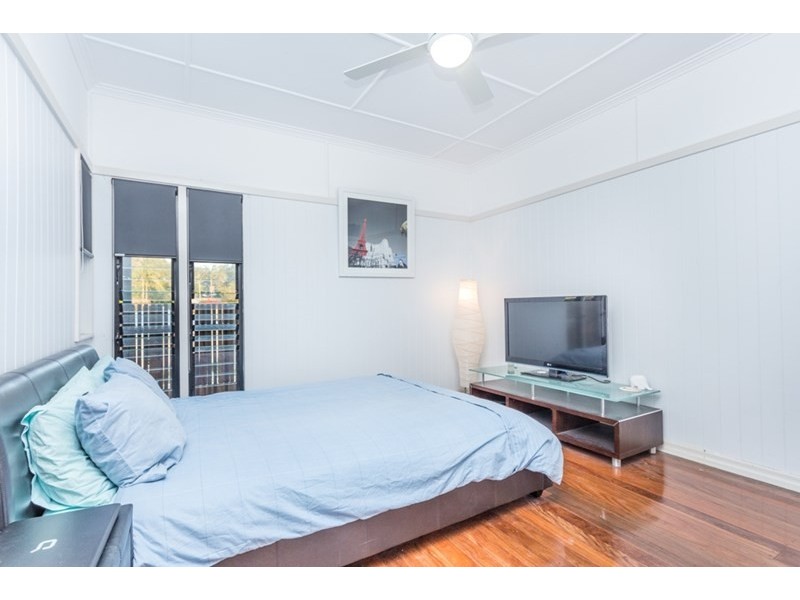 16 Willowie Street, Stafford QLD 4053