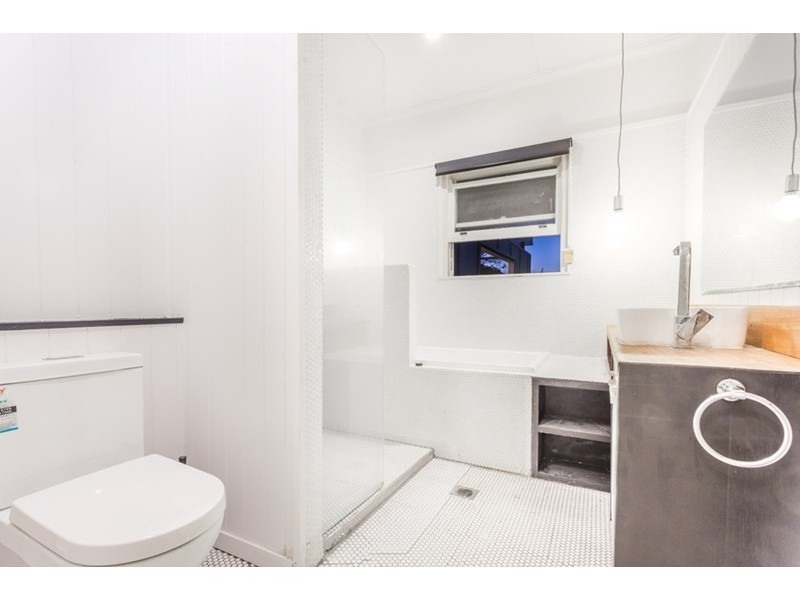 16 Willowie Street, Stafford QLD 4053