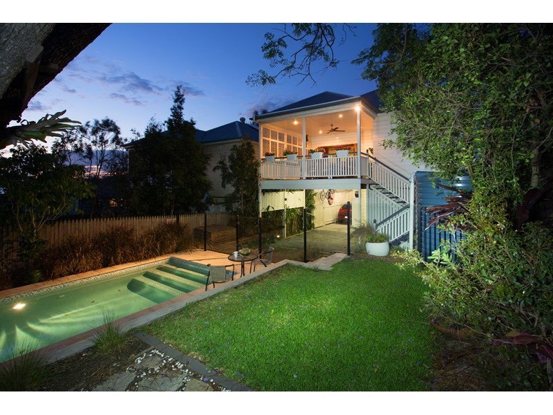 38 Evelyn Street, Grange QLD 4051