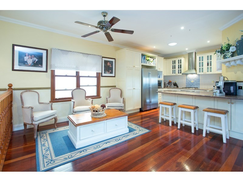 38 Evelyn Street, Grange QLD 4051