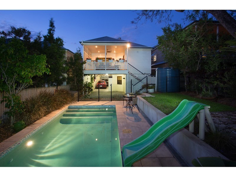 38 Evelyn Street, Grange QLD 4051