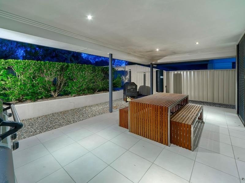 6 Watcombe Street, Wavell Heights QLD 4012