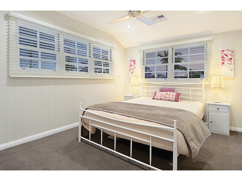 5 Harding Street, Hendra QLD 4011