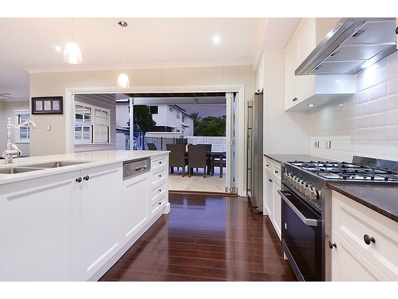 5 Harding Street, Hendra QLD 4011