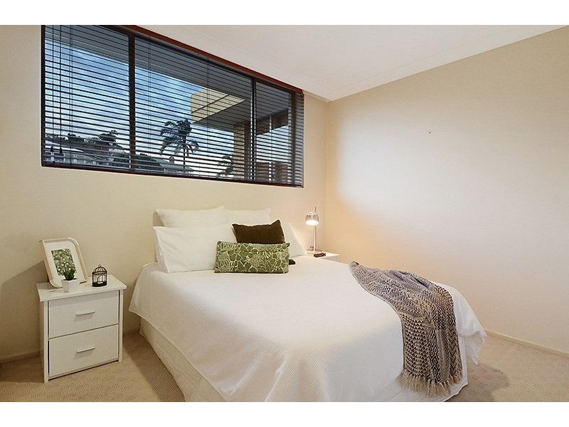 16/33 Mullens Street, Hamilton QLD 4007