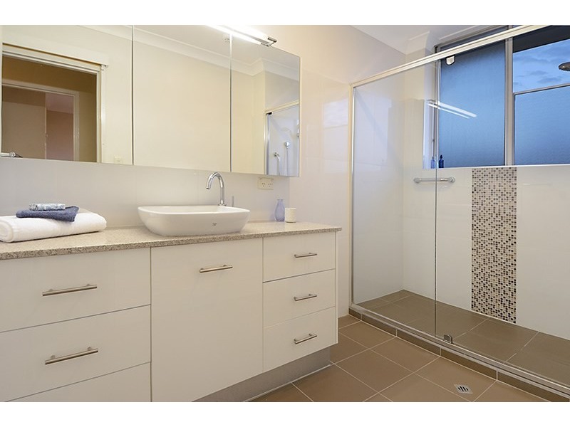 16/33 Mullens Street, Hamilton QLD 4007