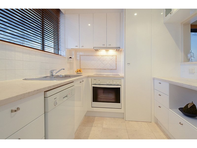 16/33 Mullens Street, Hamilton QLD 4007