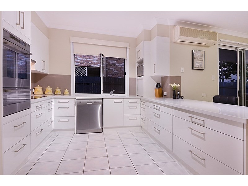 9 Rous Street, Hendra QLD 4011