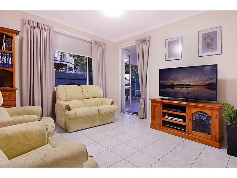 9 Rous Street, Hendra QLD 4011