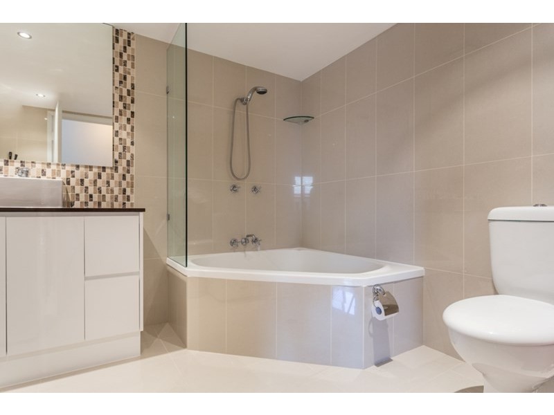 1/18 Frederick Street, Alderley QLD 4051