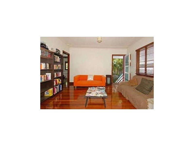 12 Vale Street, Wavell Heights QLD 4012