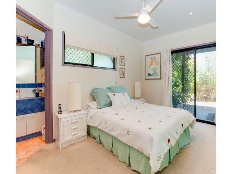 49 Leiper Street, Stafford QLD 4053