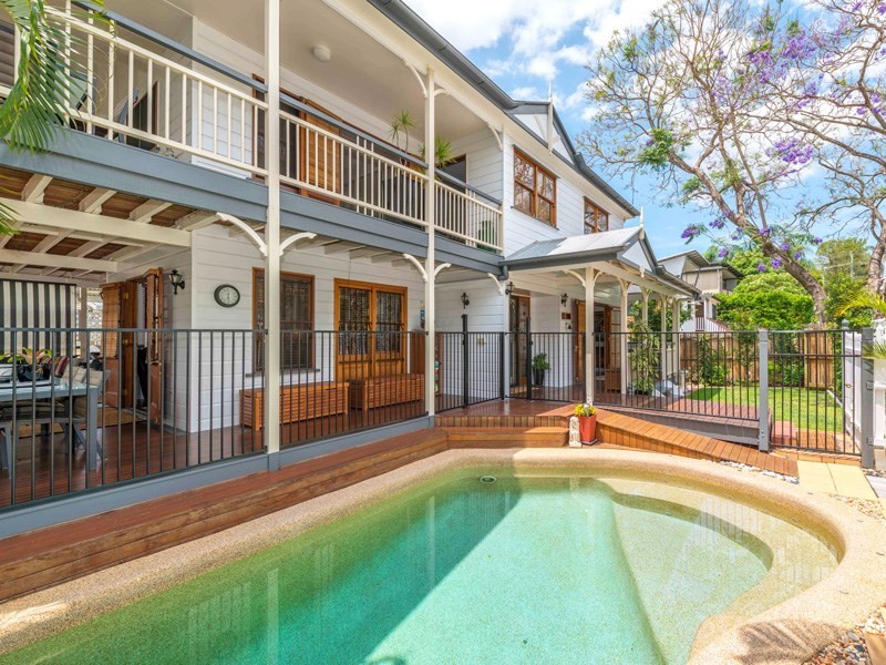 11 Cranmore Street, Red Hill QLD 4059