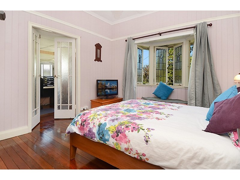 30 Grange Road, Grange QLD 4051