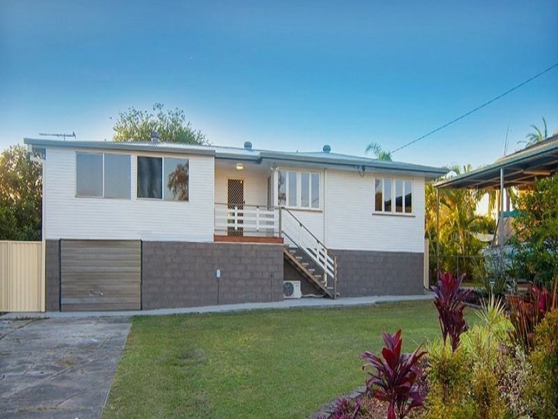 15 Centre Street, Strathpine QLD 4500