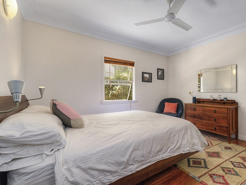 23 Mornington Street, Red Hill QLD 4059