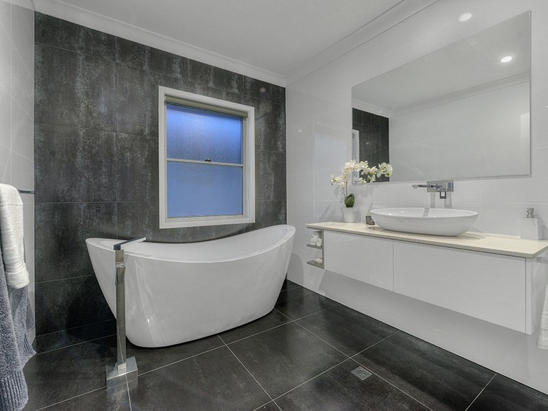 63 White Street, Wavell Heights QLD 4012