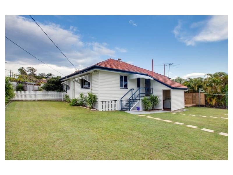 50 Thuruna Street, Stafford QLD 4053