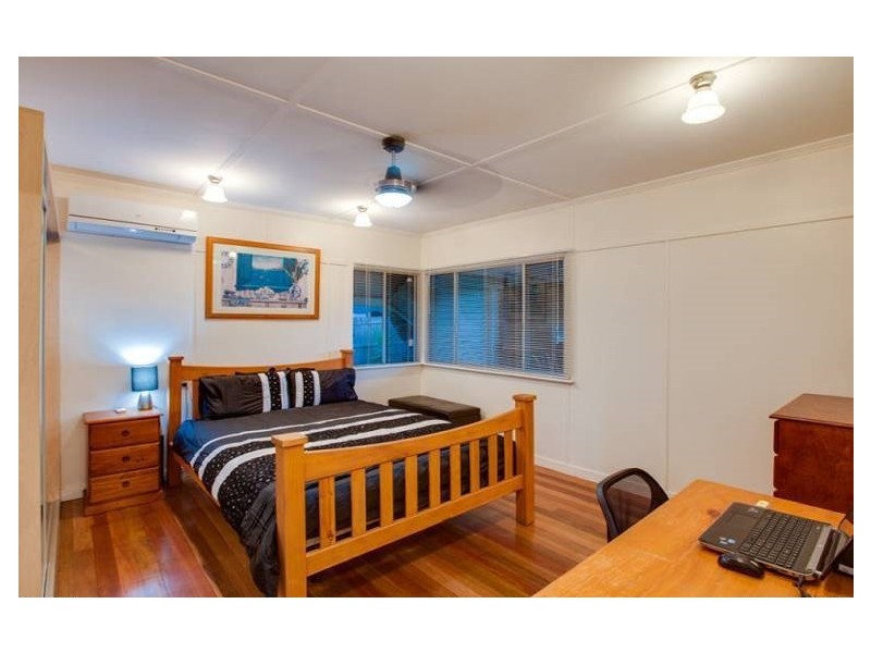 50 Thuruna Street, Stafford QLD 4053