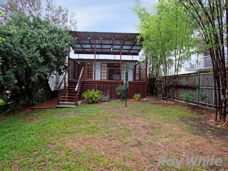 7 Lambert Street, Gordon Park QLD 4031