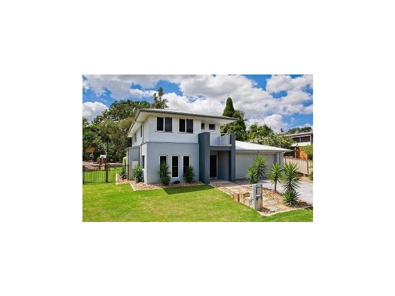 13 Niven Street, Stafford Heights QLD 4053