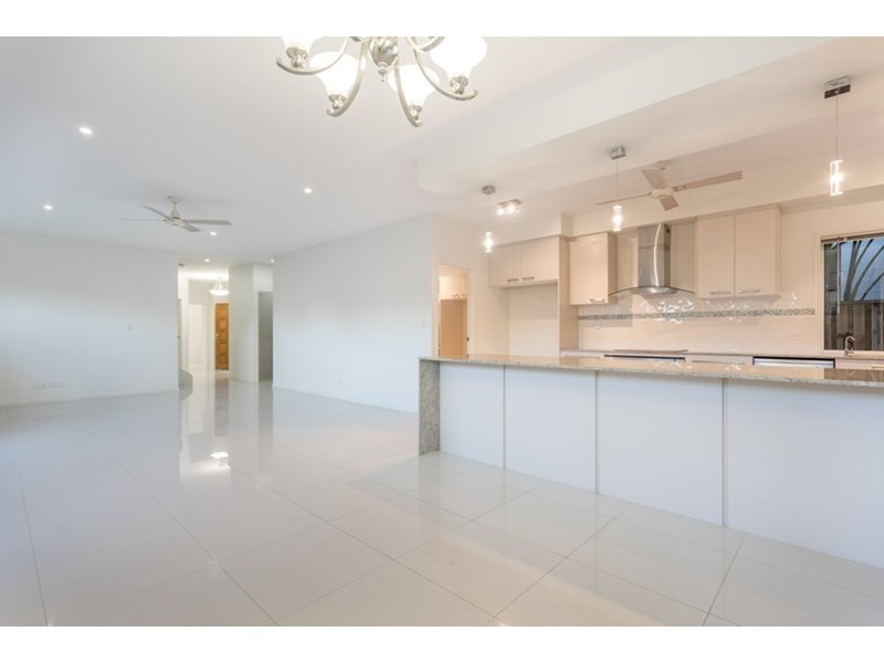 51 Taylor Street, Wavell Heights QLD 4012