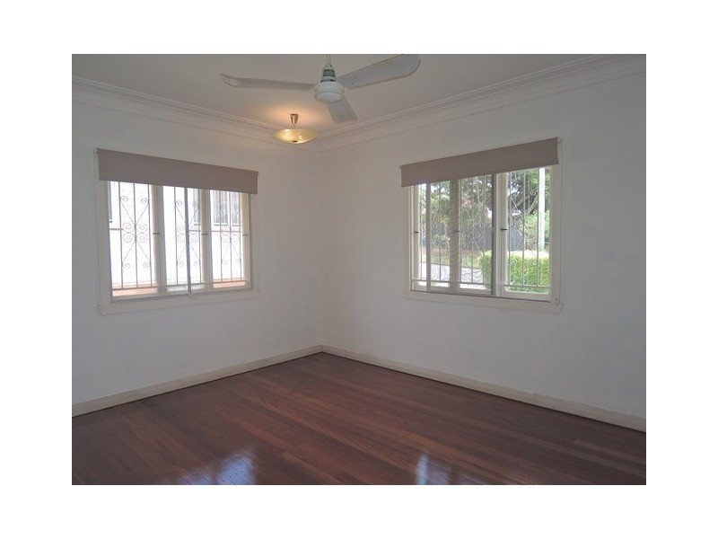 24 Glebe Street, Gordon Park QLD 4031