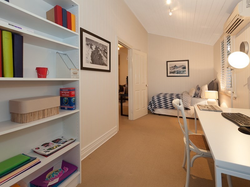 77 Vardon Street, Wilston QLD 4051