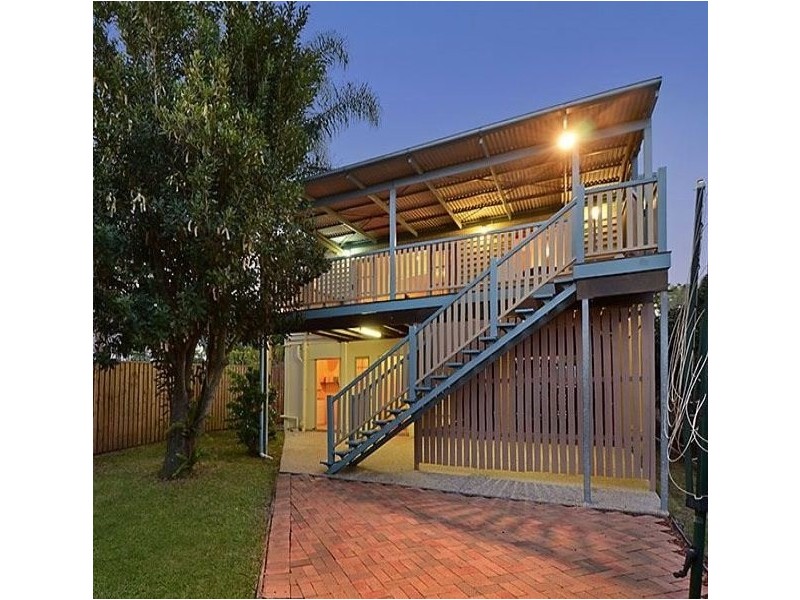 16a Gail Street, Kedron QLD 4031