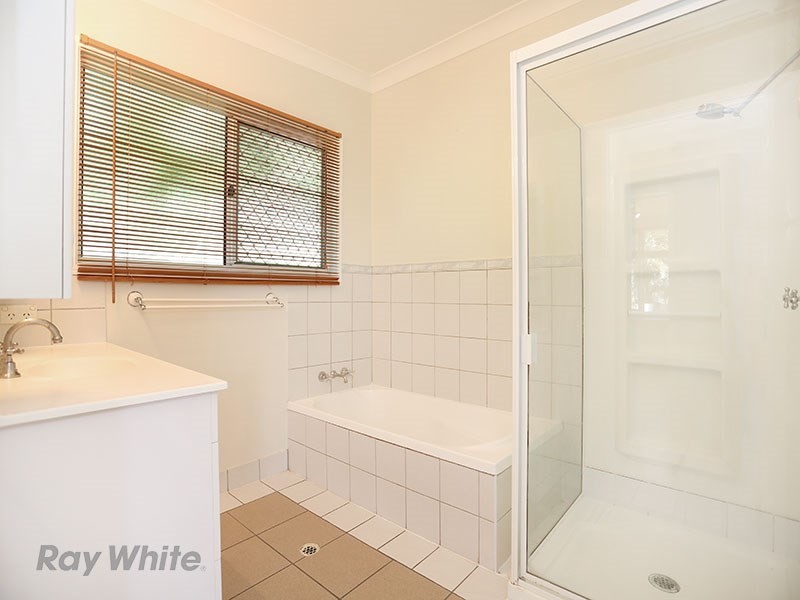 23 Ninth Avenue, Kedron QLD 4031