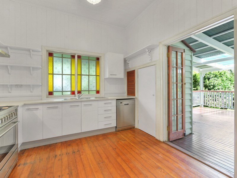 27 Mein Street, Hendra QLD 4011