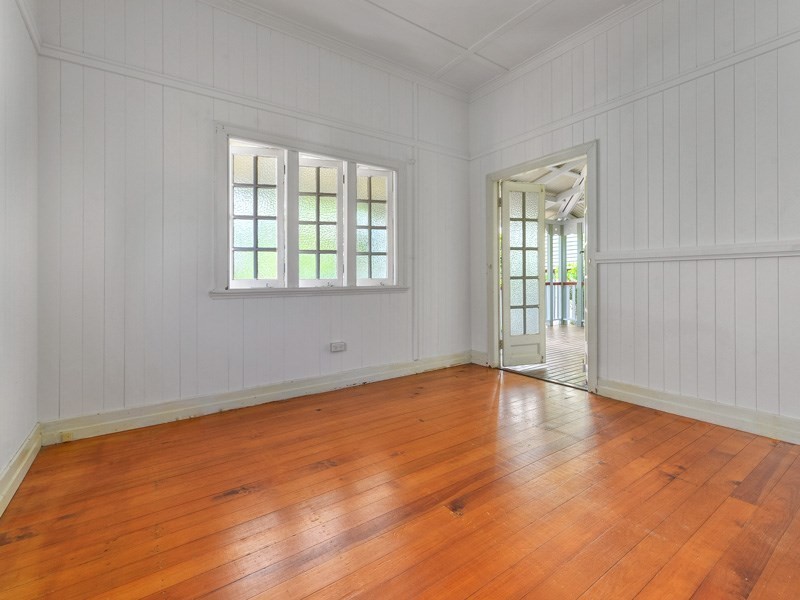 27 Mein Street, Hendra QLD 4011