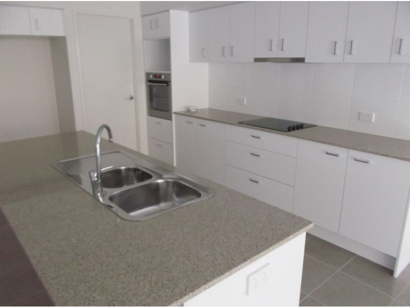 9 Evans Street, Kedron QLD 4031