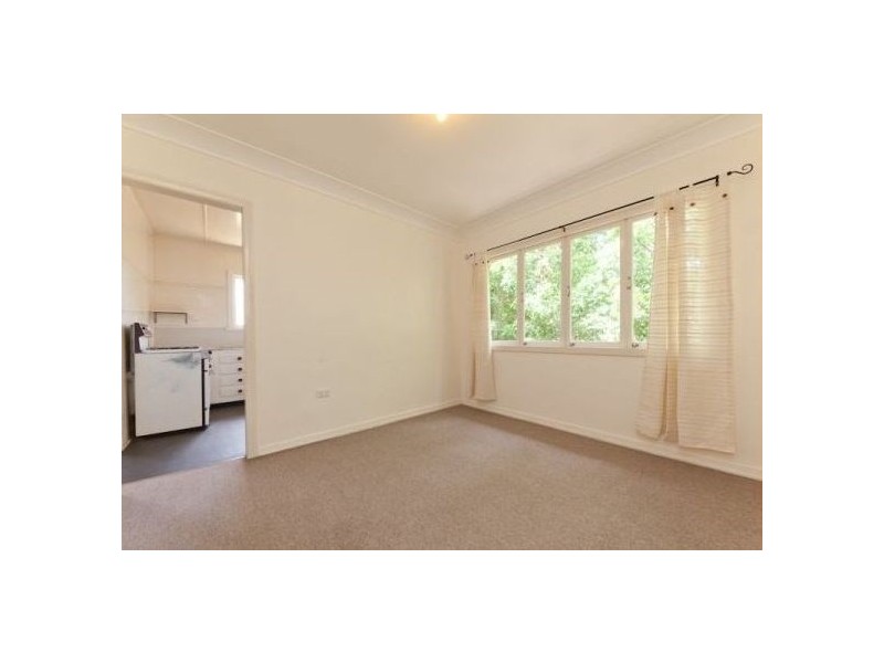 2/12 Dacca Street, Red Hill QLD 4059